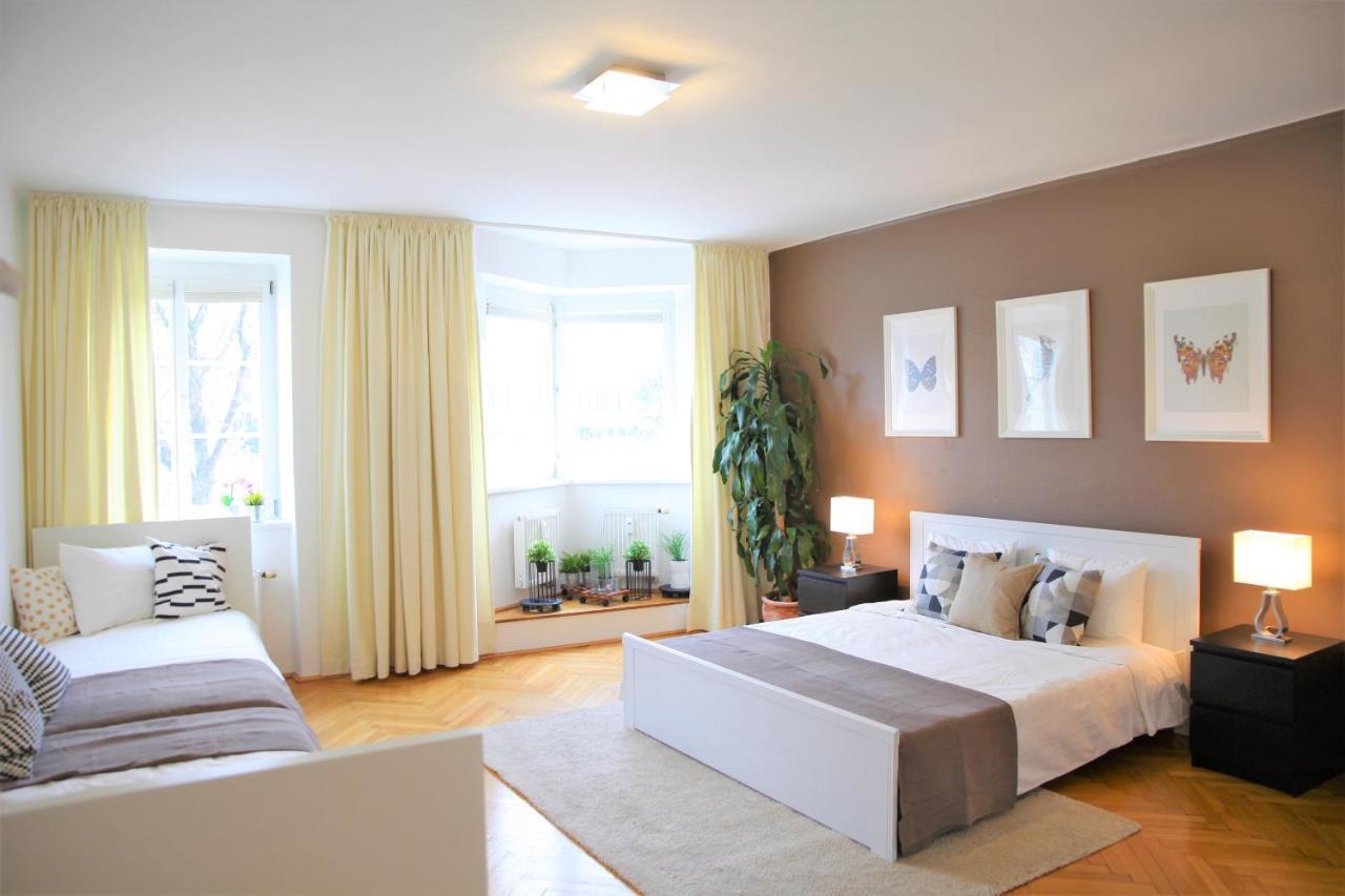 Modern In The Famous Postcard Apartamento *